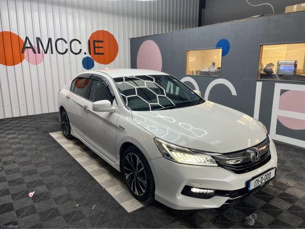 Honda Accord Estate, Petrol Hybrid, 2017, White