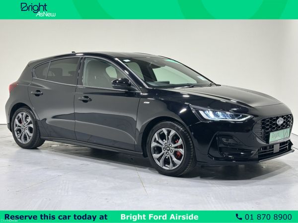 Ford Focus Hatchback, Petrol, 2024, Black