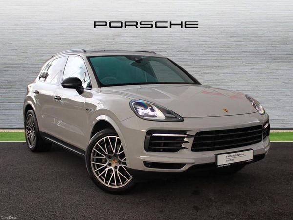 Porsche Cayenne SUV, Petrol Plug-in Hybrid, 2022, Grey