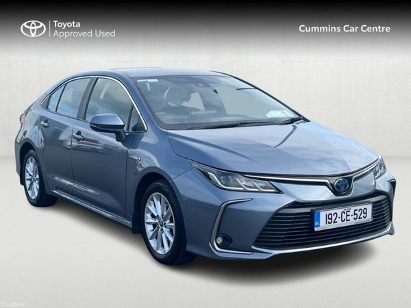 Toyota Corolla Saloon, Petrol Hybrid, 2019, Grey