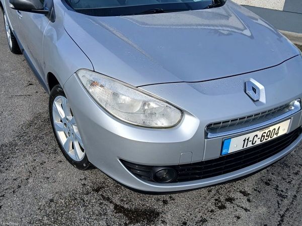 Renault Fluence Saloon, Diesel, 2011, Silver