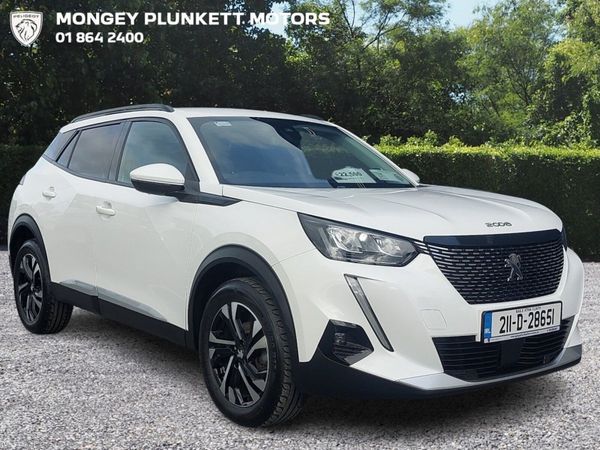 Peugeot 2008 MPV, Petrol, 2021, White