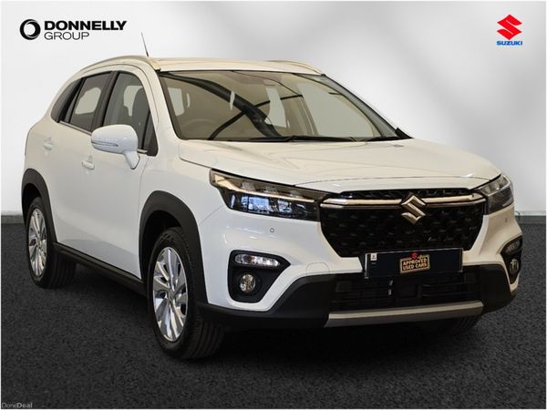 Suzuki S-CROSS Hatchback, Petrol, 2023, White