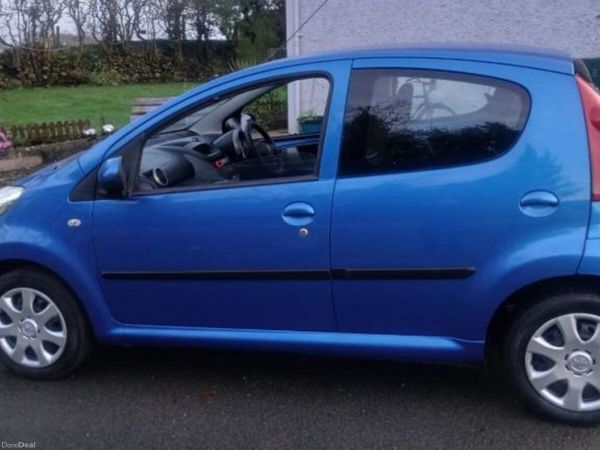Peugeot 107 Hatchback, Petrol, 2011, Blue