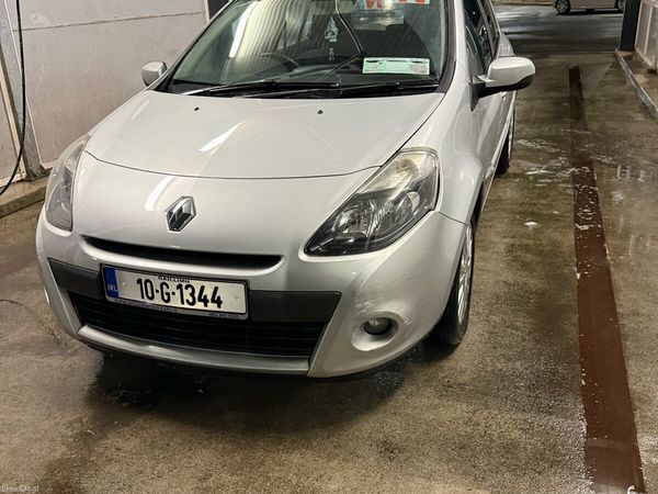 Renault Clio Hatchback, Ethanol Petrol, 2010, Silver