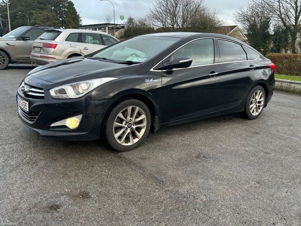 Hyundai i40 Saloon, Diesel, 2015, Black