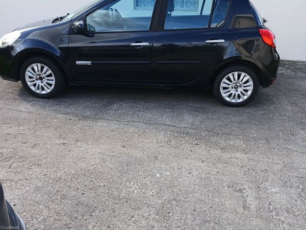 Renault Clio Hatchback, Ethanol Petrol, 2010, Black