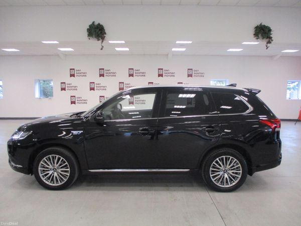 Mitsubishi Outlander SUV, Petrol Plug-in Hybrid, 2020, Black