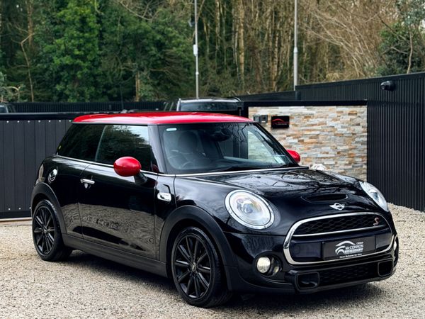 Mini Cooper Hatchback, Diesel, 2015, Black