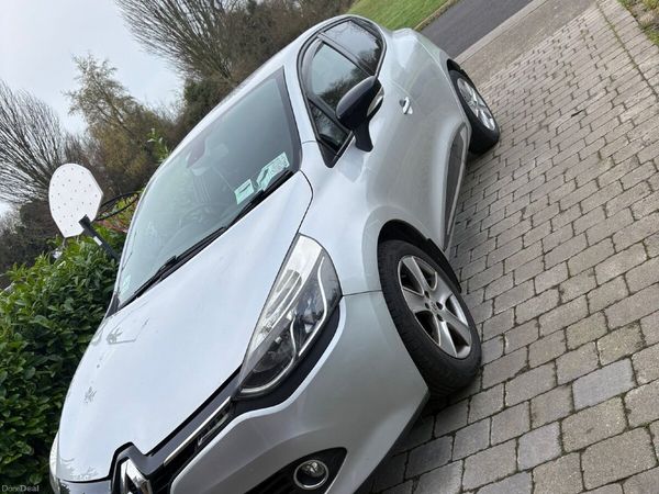 Renault Clio Hatchback, Petrol, 2017, Grey