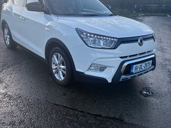 SsangYong Tivoli SUV, Diesel, 2016, White