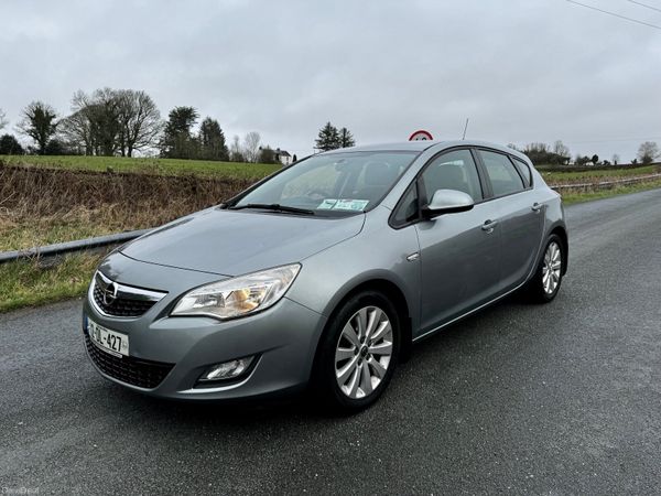 Opel Astra MPV, Diesel, 2012, Silver