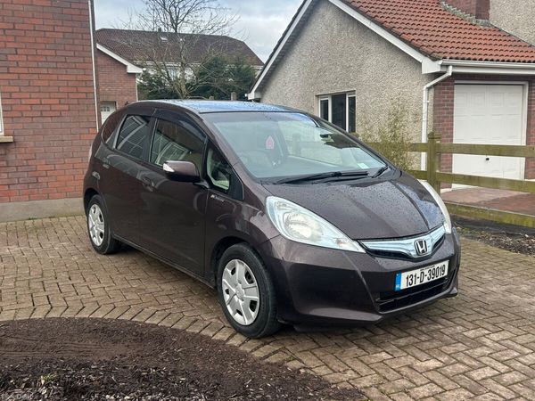 Honda Fit Hatchback, Petrol Hybrid, 2013, Brown