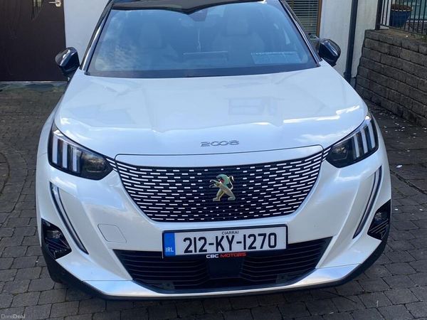 Peugeot 2008 Hatchback, Electric, 2021, White
