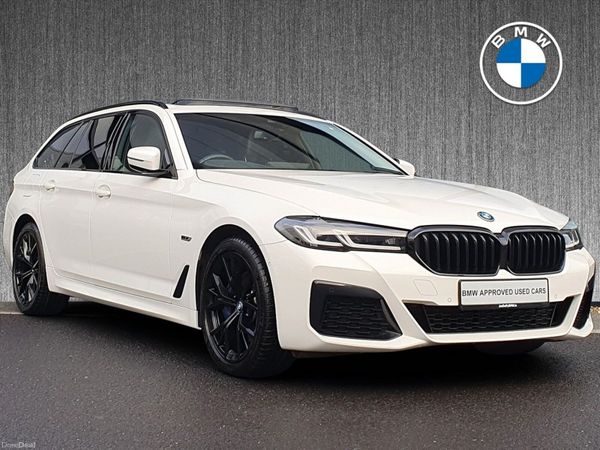 BMW 5-Series Estate, Petrol Plug-in Hybrid, 2022, White