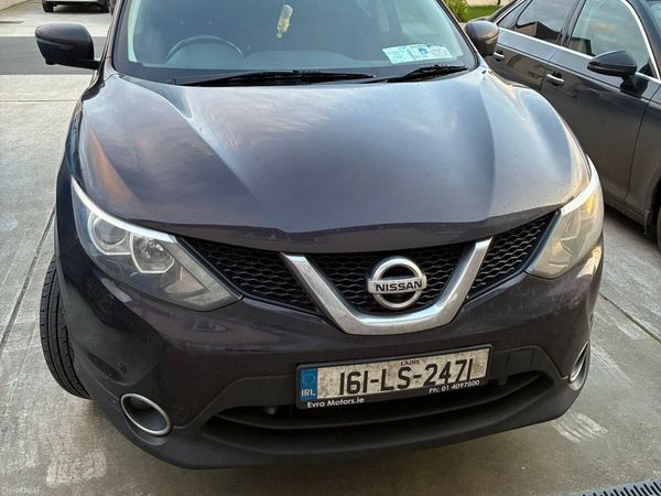Nissan Qashqai Hatchback, Diesel, 2016, Black