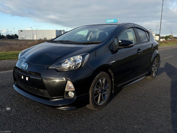 Toyota Aqua Hatchback, Petrol Hybrid, 2014, Black
