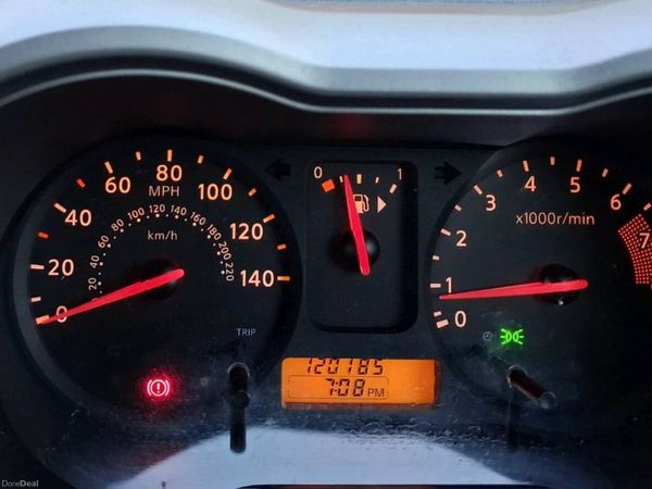 Nissan Note MPV, Petrol, 2008, Red