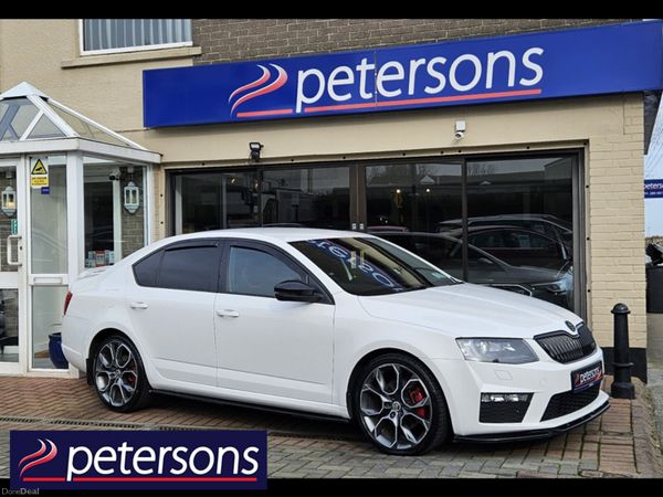 Skoda Octavia Hatchback, Diesel, 2016, White