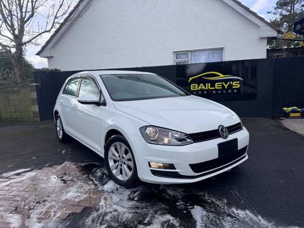 Volkswagen Golf Hatchback, Petrol, 2013, White