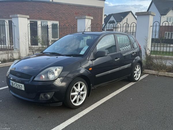 Ford Fiesta Hatchback, Petrol, 2006, Black