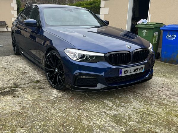 BMW 5-Series Saloon, Diesel, 2019, Blue