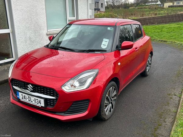 Suzuki Swift Hatchback, Petrol, 2024, Red