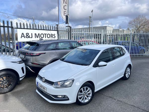 Volkswagen Polo Hatchback, Petrol, 2015, White