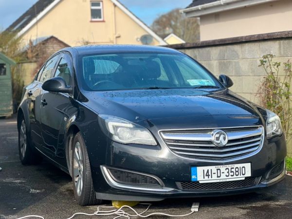 Vauxhall Insignia Hatchback, Diesel, 2014, Black