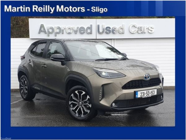 Toyota Yaris Cross Hatchback, Petrol Hybrid, 2023, Green