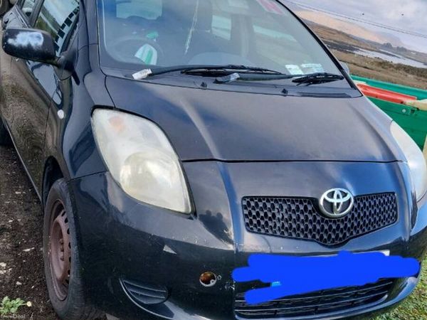 Toyota Yaris Hatchback, Petrol, 2008, Black