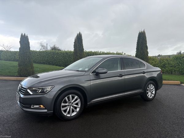 Volkswagen Passat Saloon, Petrol, 2016, Grey