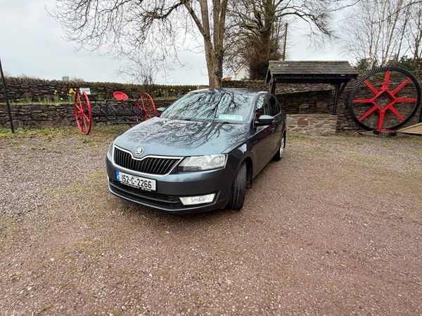 Skoda Rapid Saloon, Diesel, 2015, Grey