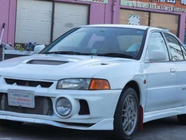 Mitsubishi Lancer Saloon, Petrol, 1996, White