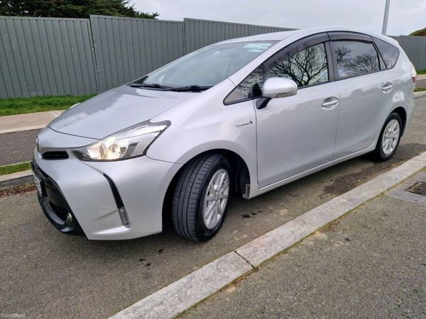 Toyota Prius MPV, Petrol Hybrid, 2015, Silver