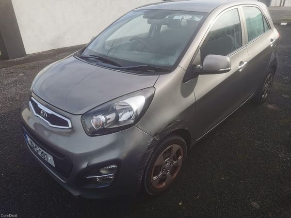 Kia Picanto Hatchback, Petrol, 2015, Silver