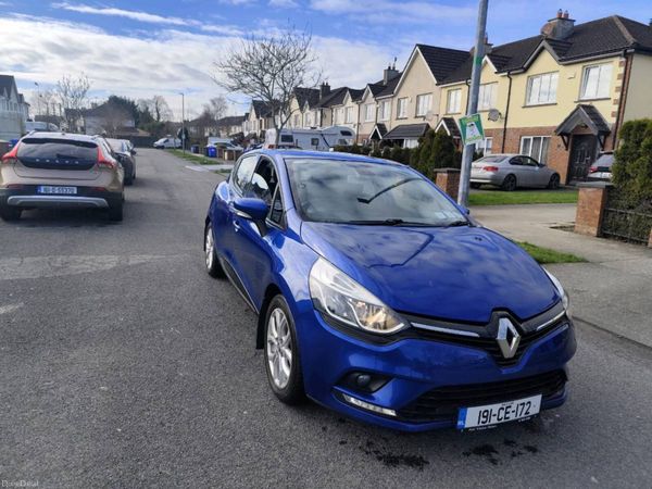 Renault Clio Hatchback, Diesel, 2019, Blue