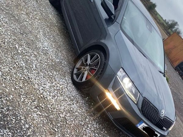 Skoda Octavia Hatchback, Diesel, 2015, Grey