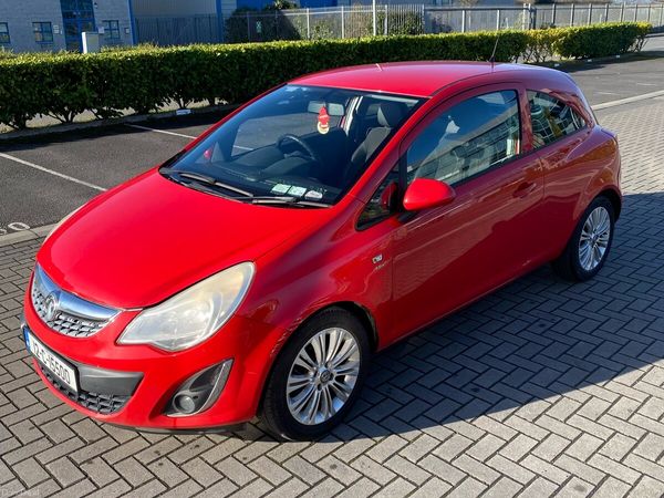 Vauxhall Corsa Hatchback, Petrol, 2012, Red