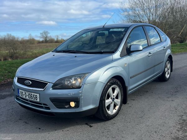 Ford Focus Hatchback, Petrol, 2005, Blue