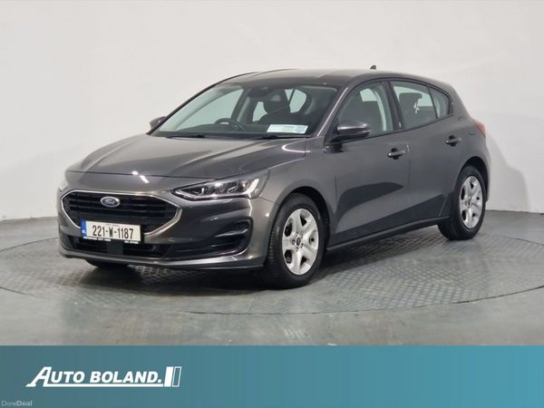 Ford Focus Hatchback, Petrol, 2022, Grey