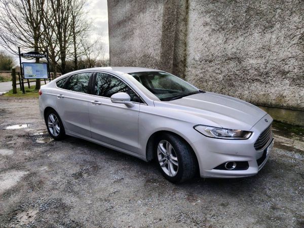 Ford Mondeo Hatchback, Diesel, 2017, Grey