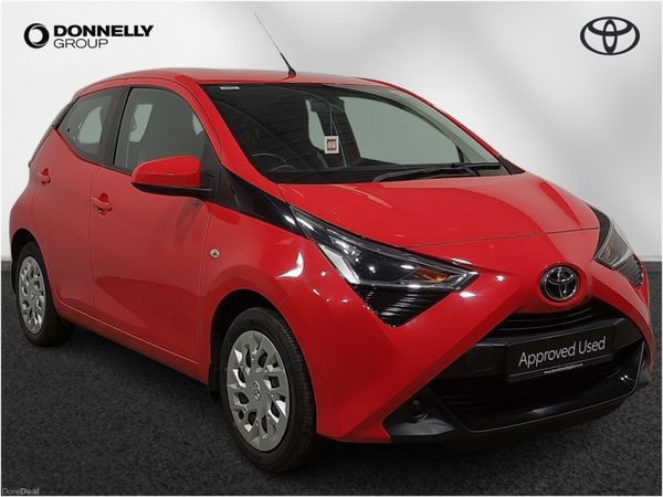 Toyota Aygo Hatchback, Petrol, 2018, Red