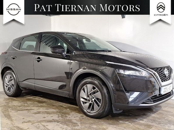 Nissan Qashqai MPV, Petrol, 2022, Black
