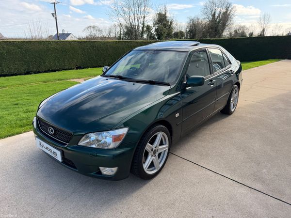Lexus IS Saloon, Petrol, 2003, Green