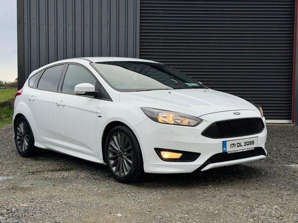 Ford Focus Hatchback, Diesel, 2017, White