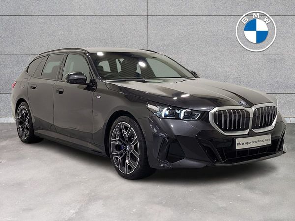 BMW 5-Series Estate, Petrol Plug-in Hybrid, 2025, Grey