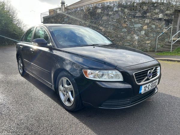 Volvo S40 Saloon, Diesel, 2012, Black