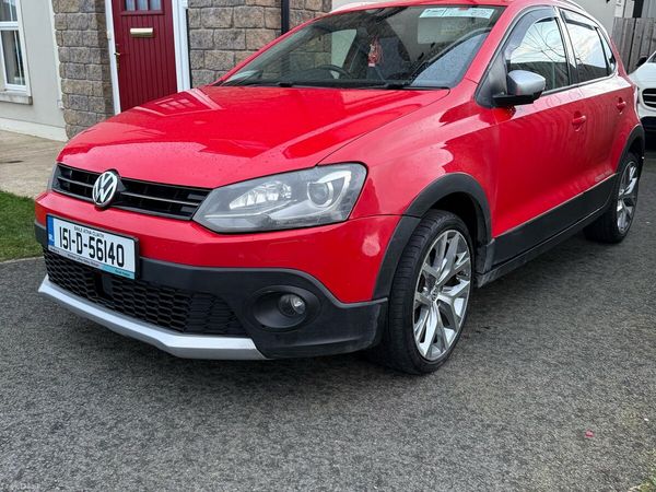 Volkswagen Polo Hatchback, Petrol, 2015, Red