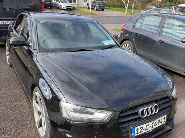 Audi A4 Saloon, Diesel, 2012, Black